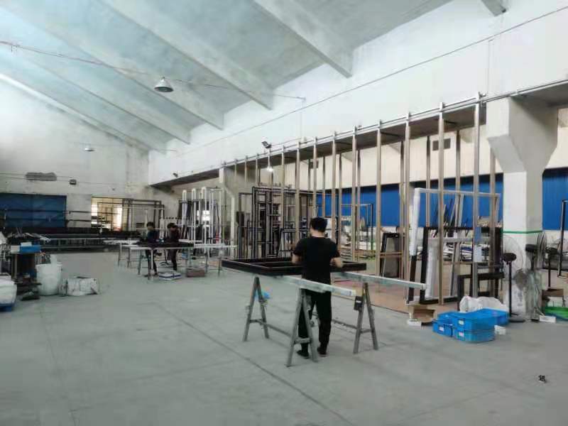 玻璃加工基地